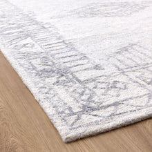 Zuri Orient Ivory Wool Rug