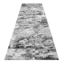 Motto 8605 Grey Hallway Runner